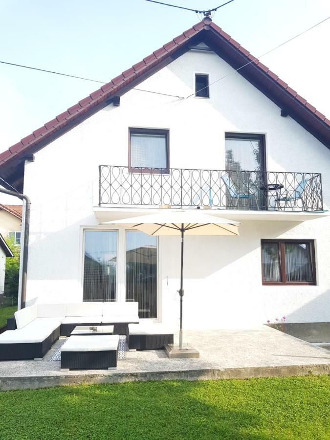 לאקירכן Bogi'S Ferienhaus - Pension מראה חיצוני תמונה